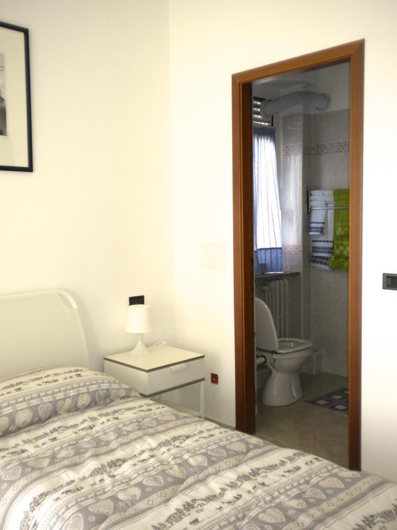 Top Suit Uno - Guest House Бругерио Екстериор снимка