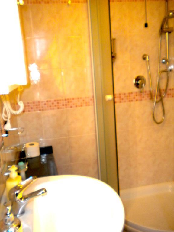Top Suit Uno - Guest House Бругерио Екстериор снимка